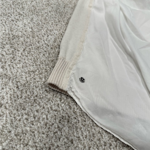 Lululemon Unity Pullover - Picture 6 of 6